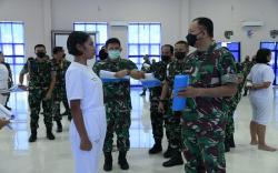 Bikin Bangga Orang Tua, Anak Sopir Angkot di Ambon Pemegang Lisensi Pilot CPL Lolos Taruni AAU