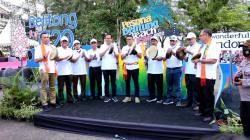 Sandiaga Uno Buka Pesona Belitong Beach Festival 2022 di Pantai Tanjung Pendam