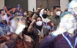 Hadiri Penutupan Rakernas APEKSI, Ning Ita: Percepat Realisasi Target Daerah
