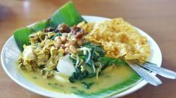 Makanan Khas Bali Tipat Blayag yang Lagi Trending, Begini Cara Buatnya<
