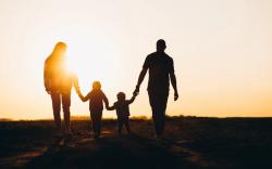 Pengertian Strict Parent, Ciri-ciri dan Dampak Buruknya bagi Anak