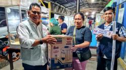 Peduli UMKM, Perindo Bagikan Dispenser ke Puluhan Warung Makan di Minahasa Utara<