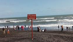 Piknik di Pantai Parangtritis, 2 Pelajar Semarang Terseret Gelombang Laut, 1 Hilang