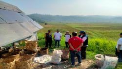 Sawah Tercemar Lindi TPA Cikolotok, Bupati Purwakarta Janji Ganti Rugi<