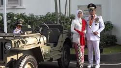 Ridwan Kamil Kendarai Mobil Antik Hot Rod ke Lokasi Upacara Lapangan Gasibu