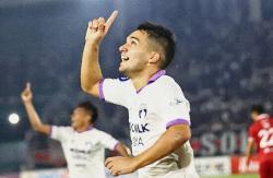 Ezequiel Vidal Bandingkan Sepak Bola Indonesia dan Argentina, Bintang Persita Beri Pujian Ini