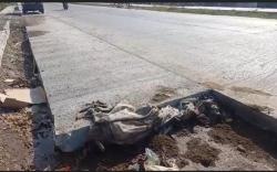 Diduga Bermotor dalam Keadaan Ngantuk, Mahasiswa di Palembang Tewas Tertancap Besi<
