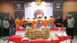 Polisi Gagalkan Peredaran Ganja 30 Kg di Karimun, 6 Orang Jadi Tersangka