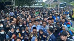 Jangan Semua Hal di Medsos Dikomentari, Pesan TGB Zainul Majdi Pada Ribuan Maba UII