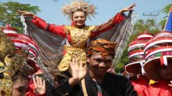 Helaran Budaya Cianjur 2022, Jatayu Ingatkan Pemerintah Lindungi Satwa Endemik Elang Jawa<