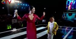 Kolaborasi Bareng Dewi Perssik & Ghea Youbi, Farel Tampil Flawless di Konser Merdeka GTV 