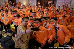 Pekerja Migran Hasilkan Devisa Rp159,6 Triliun per Tahun,  Menko Airlangga: Indonesia Bangga<