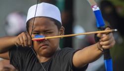 Kompetisi Panahan Tradisional Mencari Bibit Pemanah Berprestasi