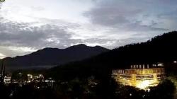 PVMBG: Kegempaan Gunung Awu di Kepulauan Sangihe Masih di Atas Normal<