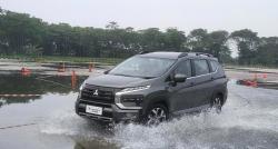 Jajal Xpander Cross Terbaru, Penumpang Tinggi 180 Cm Masih Bisa Selonjoran