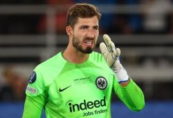 Man United Gigit Jari, Kevin Trapp Tolak Gabung karena Alasan Ini