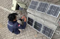 Mahasiswa UGM Ciptakan Genting Bertenaga Surya Berbasis IoT