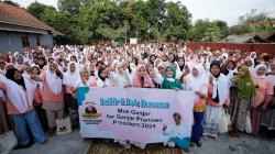 Ratusan Emak-Emak Kabupaten Cirebon Serukan Ganjar Pranowo Presiden<