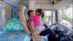 Kisah Ayah Buatkan Kamar dalam Kabin Truk untuk Sang Anak Viral, Ternyata Ini Alasannya