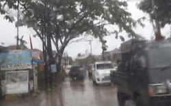 Palembang Hujan Sejak Dini Hari, Awas Jalan Licin <