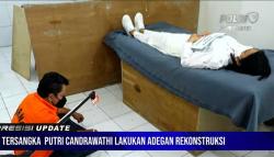 Pakai Baju Putih, Putri Candrawathi Tidur di Kasur Jalani Reka Adegan Pembunuhan