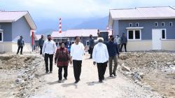 Tinjau Kawasan Rumah Sehat di Jayapura, Presiden Jokowi : Segera Bisa Ditempati