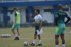 Luis Milla Debut dengan Persib Bandung saat Lawan RANS Nusantara FC: Ini Laga Final!<