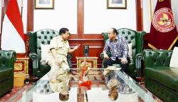 Prabowo Bertemu Wamendes Budie Arie Setiadi Bahas Tantangan Nasional