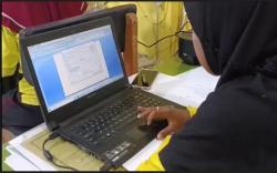 Terlilit Utang, Ibu Guru Cantik Ini Gadaikan 3 Laptop Milik Sekolah 