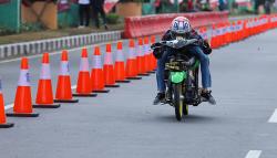 Aksi Para Pembalap Jalanan Turun di Street Race Polda Metro Jaya