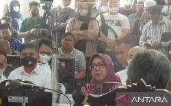 Ade Yasin Divonis 4 Tahun, Pendukung Menangis Histeris di PN Bandung<