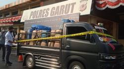 Polisi Gagalkan Penimbunan 2.000 Liter BBM Bersubsidi dan Tangkap 2 Warga Garut <
