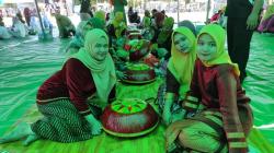 Tradisi Nganggung Seribu Dulang Meriahkan Hari Jadi Kota Muntok