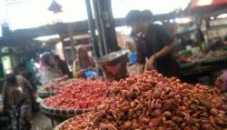 Kenaikan Harga Komoditas Pasar, Daya Beli Masyarakat di Garut Turun<