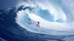 10 Pantai dengan Ombak Terbesar di Indonesia, Pacu Adrenalin Peselancar