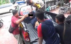 Maling Masjid Ditangkap Warga, sempat Ngamuk saat Dibawa ke Polisi hingga Serang Petugas