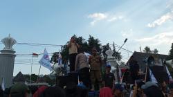 Didemo Buruh, Pemkab Majalengka Tak Bisa Berbuat Banyak soal Kenaikan BBM<