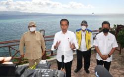 Kunjungi Pulau Terluar NKRI di Maluku, Jokowi: Harus Ada Desain Pertahanan Negara