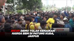 Ricuh Demo Kenaikan Harga BBM di Patung Kuda, Jakpus