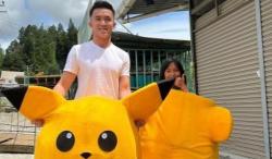 Viral, Bocah Perempuan Ini Rela Panas-panasan Pakai Kostum Pikachu demi Biaya Sekolah