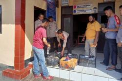 Polisi Amankan Puluhan Miras dari Rumah Warga