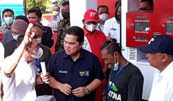  Menteri BUMN dan Menkop Luncurkan Program Solar untuk Koperasi Nelayan di Cilacap