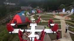 Sensasi Wisata Camping di Kaki Gunung Slamet, Menikmati Hawa Sejuk Diselimuti Kabut 