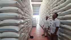 Subdrive Bulog Ciamis Siapkan 19.000 Ton Beras untuk Stabilkan Harga Pascakenaikan BBM<