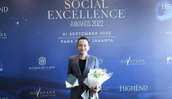 Ruben Onsu Raih Penghargaan Social Excellence Awards 2022
