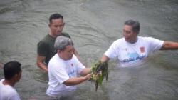 Ritual Mandi Safar di Atinggola Gorontalo Utara Dipadati Ribuan Pengunjung