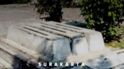 Misteri 3 Makam Bayi di Pertigaan Jalan Solo: Dihuni Dedemit hingga Tidak Bisa Dipindahkan