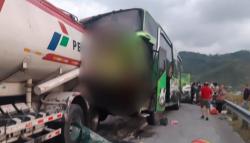 Kecelakaan Beruntun 5 Kendaraan di Tol Pandaan-Malang, 1 Tewas 6 Luka-Luka