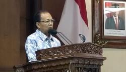 Koster Desak Menhub Turunkan Harga Tiket Pesawat ke Bali<