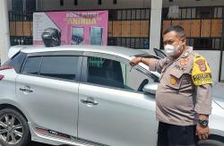 Mengeluh Sakit di Dada, Sopir Pribadi di Bantul Tewas Dalam Mobil